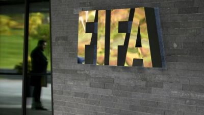 Le marché des transferts bat un nouveau record en Europe, indique la Fifa