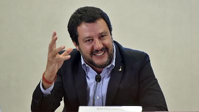Migranti: Salvini, tbc di diffonde
