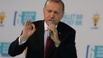 أردوغان: البنك المركزي مستقل لكنني ما زلت أعارض أسعار الفائدة المرتفعة أردوغان: البنك المركزي مستقل لكنني ما زلت أعارض أسعار الفائدة المرتفعة