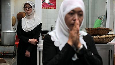 مسؤول: الصين لا تسيء معاملة المسلمين وإنما تعلمهم مسؤول: الصين لا تسيء معاملة المسلمين وإنما تعلمهم