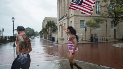 L'ouragan Florence déferle sur la côte est américaine