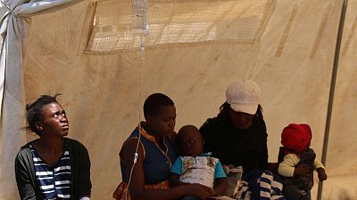 منظمات الإغاثة تكثف جهودها لاحتواء الكوليرا في زيمبابوي