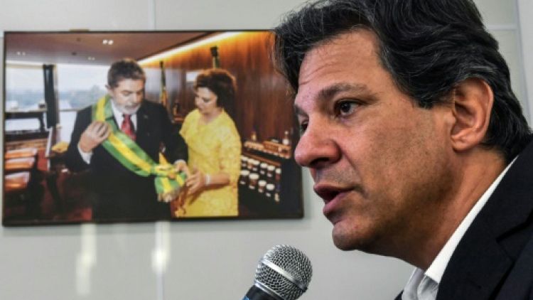 Brésil: Haddad entend bien séduire les électeurs de Lula, malgré leur "traumatisme"