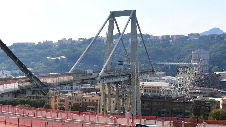 Genova si ferma in ricordo vittime ponte