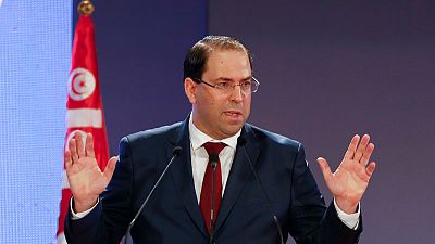 الحزب الحاكم في تونس يعلق عضوية رئيس الوزراء