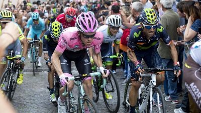 Giro: nel 2019 epilogo crono a Verona