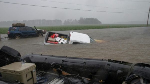 Après l'ouragan, les inondations menacent dans l'est des Etats-Unis, 13 morts Après l'ouragan, les inondations menacent dans l'est des Etats-Unis, 13 morts