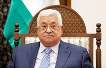 الرئيس الفلسطيني يحذر من مخططات إسرائيلية لتقسيم المسجد الأقصى