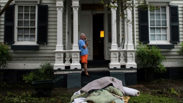 Après l'ouragan et les inondations, la vie reprend lentement son cour à New Bern Après l'ouragan et les inondations, la vie reprend lentement son cour à New Bern