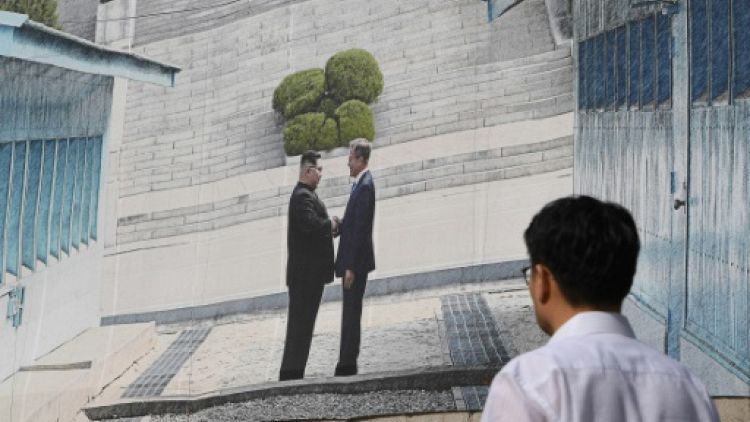 Moon à Pyongyang pour aider à sortir de l'impasse sur la dénucléarisation