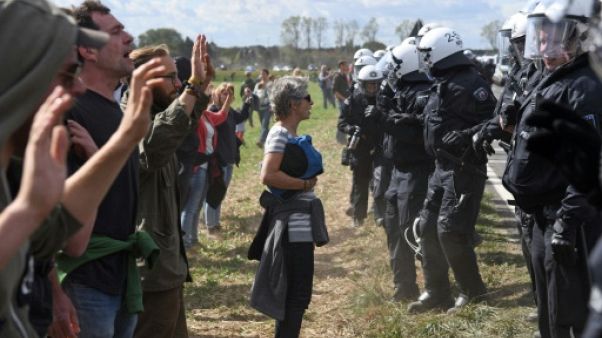 Allemagne: 9 blessés lors de l'évacuation de militants écologistes Allemagne: 9 blessés lors de l'évacuation de militants écologistes