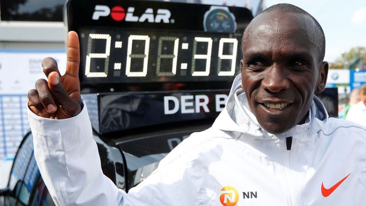Kenyan Kipchoge shatters marathon world record in Berlin