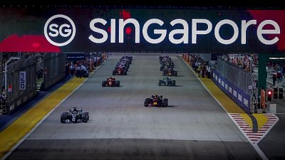 F1: Singapore,a metà gara guida Hamilton