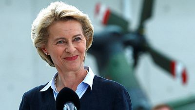 وزيرة الدفاع: ألمانيا ملتزمة بمساعدة العراق في إعادة البناء