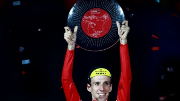 Le Britannique Simon Yates vainqueur du Tour d'Espagne le 16 septembre 2018 Le Britannique Simon Yates vainqueur du Tour d'Espagne le 16 septembre 2018