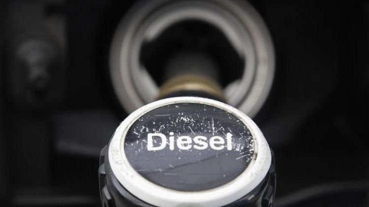 Carmakers must offer customers incentives to replace diesel models - German minister