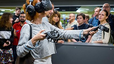 Ukrainians relive bloodshed of Kiev's Maidan in virtual reality Ukrainians relive bloodshed of Kiev's Maidan in virtual reality