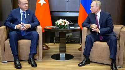 اتفاق روسيا وتركيا على إقامة منطقة عازلة منزوعة السلاح في إدلب السورية