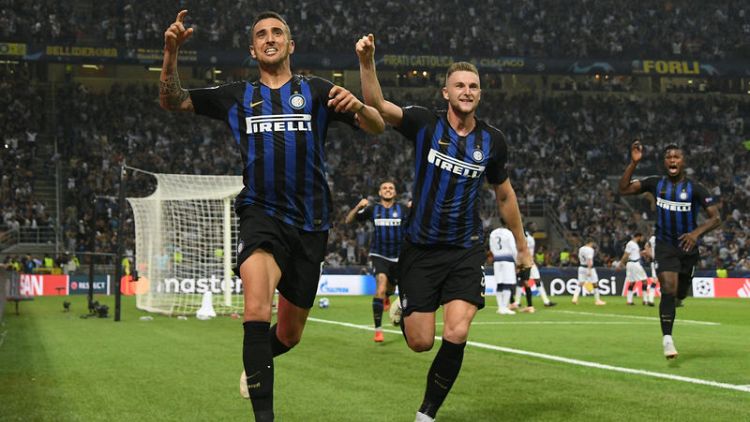 Inter strike two late goals to sink Tottenham