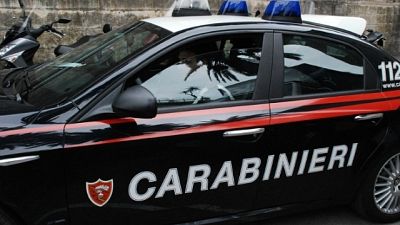 Accoltella patrigno per difendere madre Accoltella patrigno per difendere madre