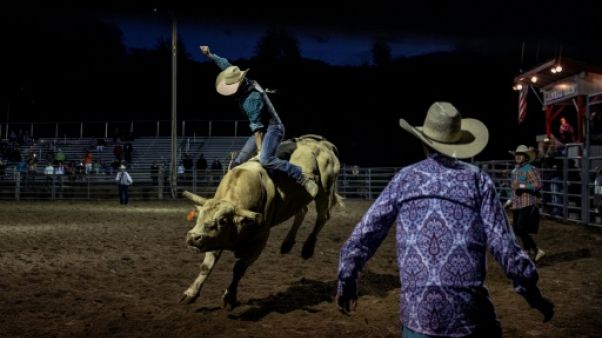 Du bull riding ou rodéo aux portes de Paris ce week-end Du bull riding ou rodéo aux portes de Paris ce week-end