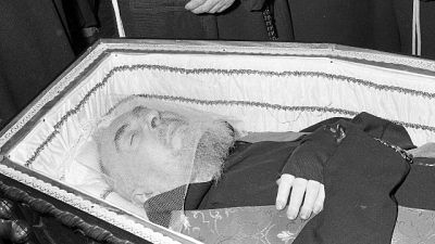 San Pio: 100 anni stimmate e 50 da morte