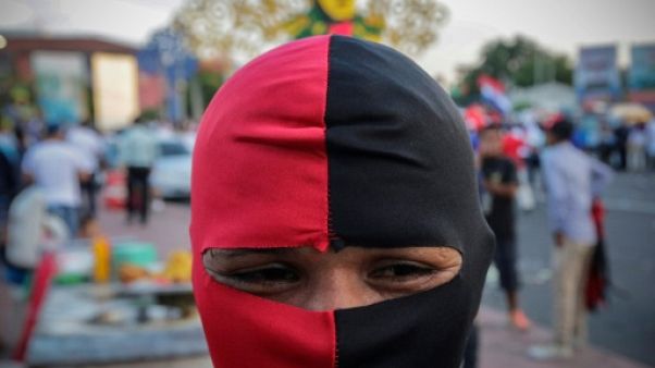 Nicaragua: des milliers de partisans d'Ortega manifestent à Managua Nicaragua: des milliers de partisans d'Ortega manifestent à Managua