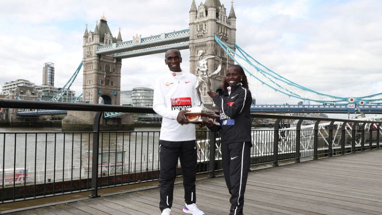 London Marathon raises record 63.7 million pounds for charity