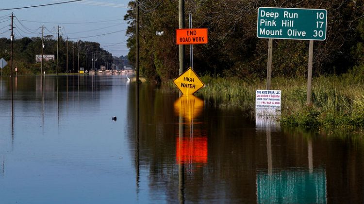 توقعات بتفاقم الفيضانات في ولايتي ساوث ونورث كارولاينا بعد الإعصار فلورنس
