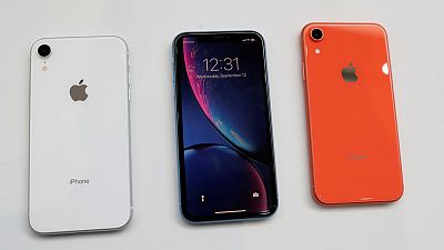 As new iPhones go on sale, studies reveal chips from Intel and Toshiba As new iPhones go on sale, studies reveal chips from Intel and Toshiba