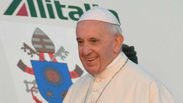 Le pape est arrivé en Lituanie, à l'écoute des jeunes qui quittent leur pays Le pape est arrivé en Lituanie, à l'écoute des jeunes qui quittent leur pays