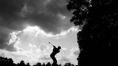 Golf: Woods tout près du but au 3e tour du Tour Championship