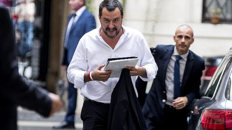 Manovra: Salvini, ci vuole coraggio