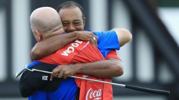 Golf: cinq ans après, Woods renoue avec la victoire Golf: cinq ans après, Woods renoue avec la victoire