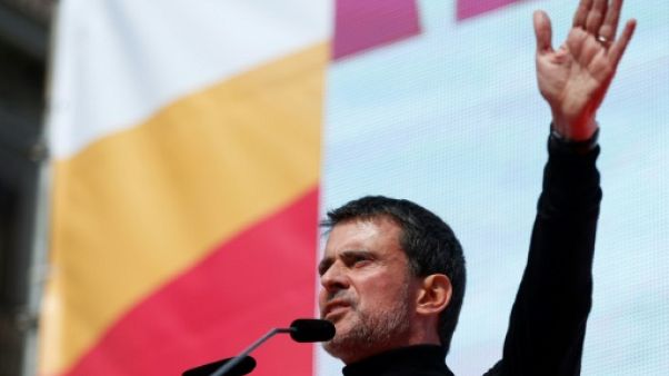 Manuel Valls, un "combattant" à l'assaut de la mairie de Barcelone Manuel Valls, un "combattant" à l'assaut de la mairie de Barcelone