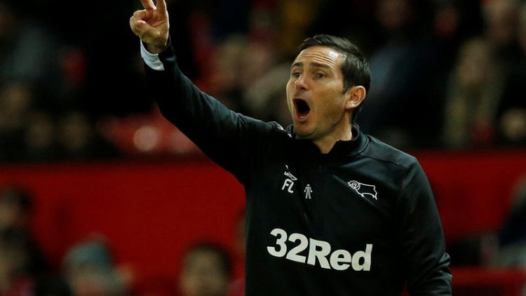 Lampard makes his mark by bucking League Cup trend