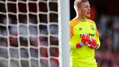 Pickford signs new deal to stay at Everton until 2024