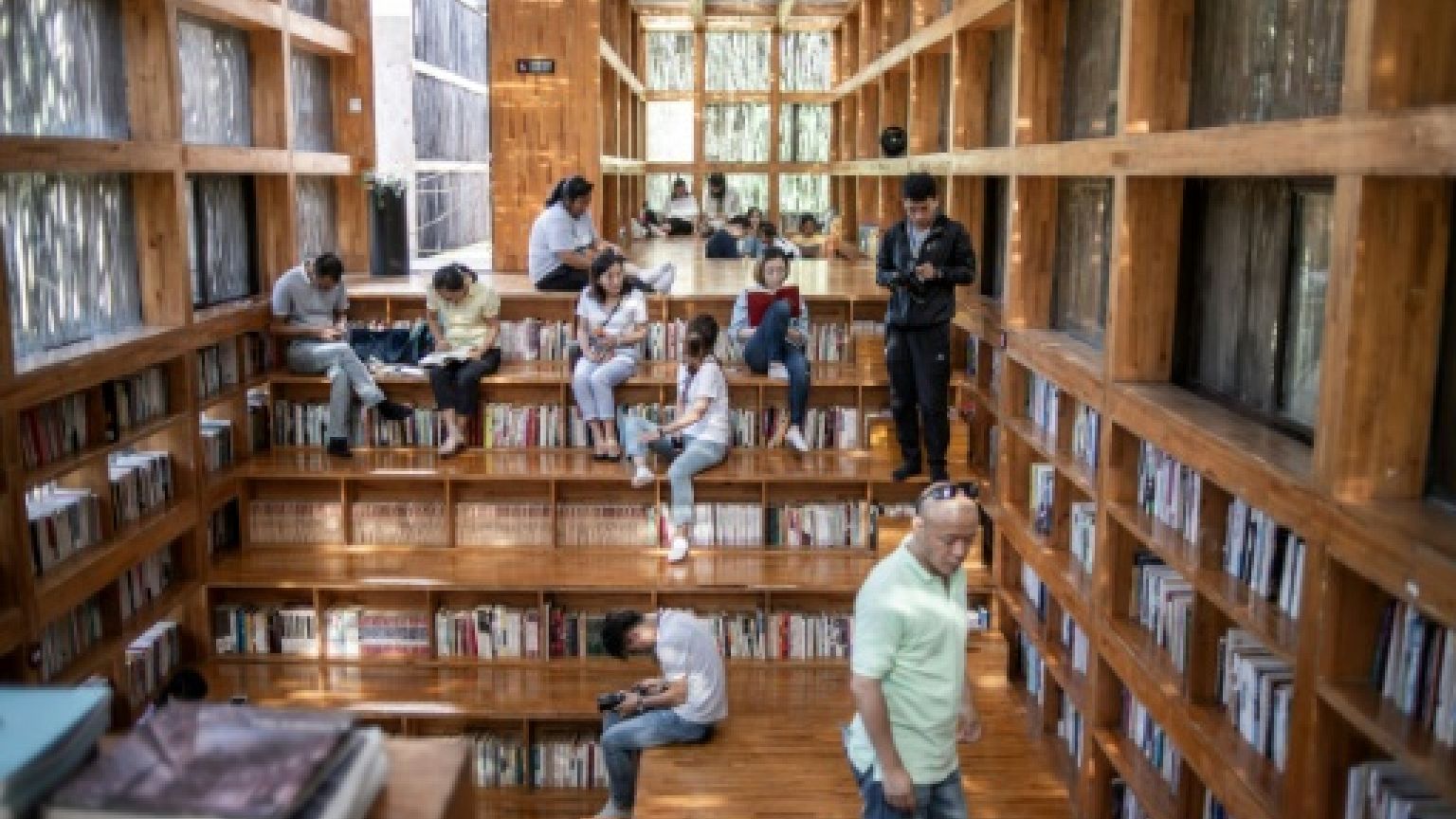 A Pékin, une étonnante bibliothèque perdue dans la forêt