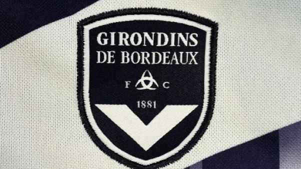 Logo des Girondins de Bordeaux sur un maillot, le 6 août 2015 Logo des Girondins de Bordeaux sur un maillot, le 6 août 2015