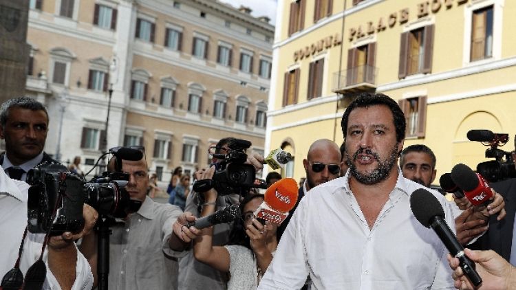 Manovra: Salvini, noi andiamo avanti