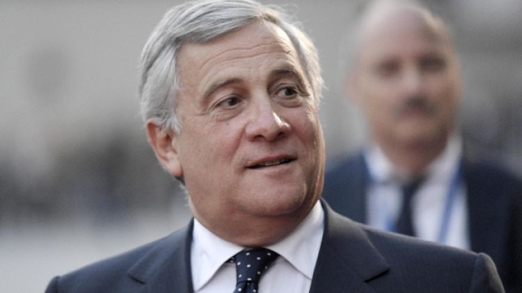 Manovra: Tajani, fermare governo