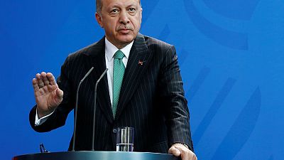 أردوغان يدعو ألمانيا لترحيل أنصار فتح الله كولن