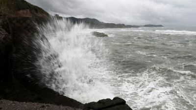 Fortes vagues sur l'île de Kyushu, le 29 septembre 2018