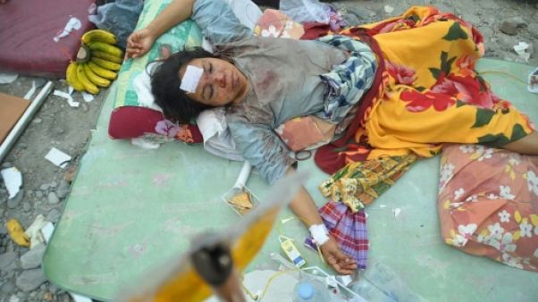Séisme et tsunami en Indonésie: le bilan passe à au moins 832 morts Séisme et tsunami en Indonésie: le bilan passe à au moins 832 morts
