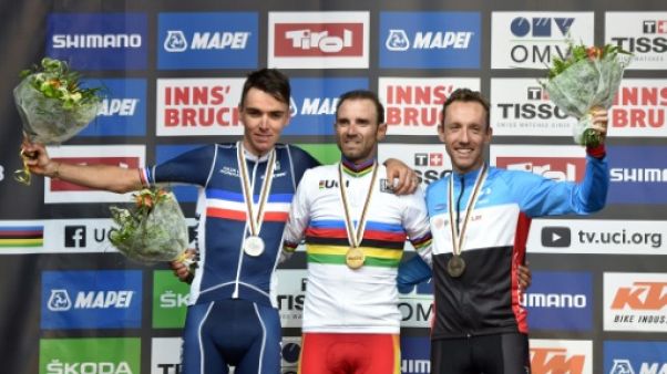 Cyclisme: Valverde d'or à 38 ans, Bardet d'argent Cyclisme: Valverde d'or à 38 ans, Bardet d'argent