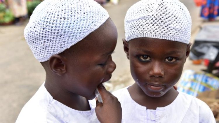 Côte d'Ivoire: la lutte contre les jumeaux phénomènes de foire