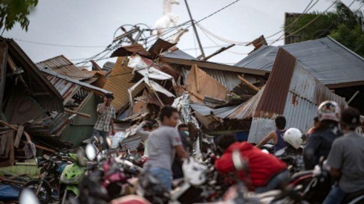 Indonésie: plus de 1.000 détenus profitent du séisme pour s'évader 
