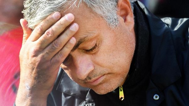 Lo United dà i sette giorni a Mourinho Lo United dà i sette giorni a Mourinho