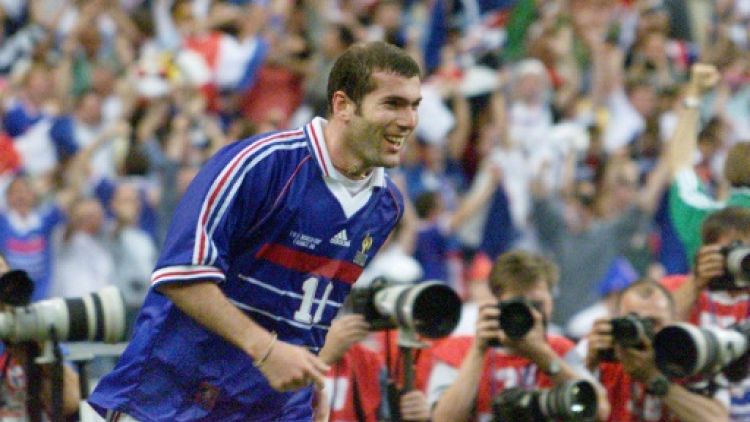 Le mythique maillot de Zidane de la finale 98 aux enchères