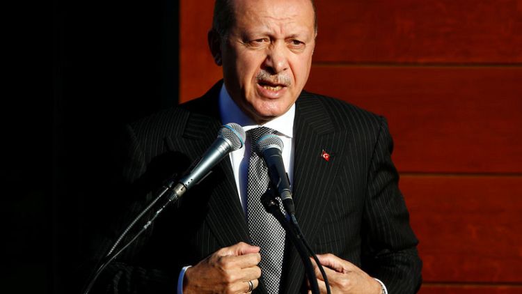 أردوغان يقول إنه يهدف إلى تأمين شرقي الفرات في شمال سوريا